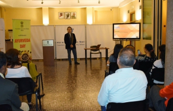 CGI Milan organized an event to celebrate the 7th Ayurveda Day, during which the benefits of practicing daily Ayurveda for a healthier lifestyle were presented by Ayurvedic experts